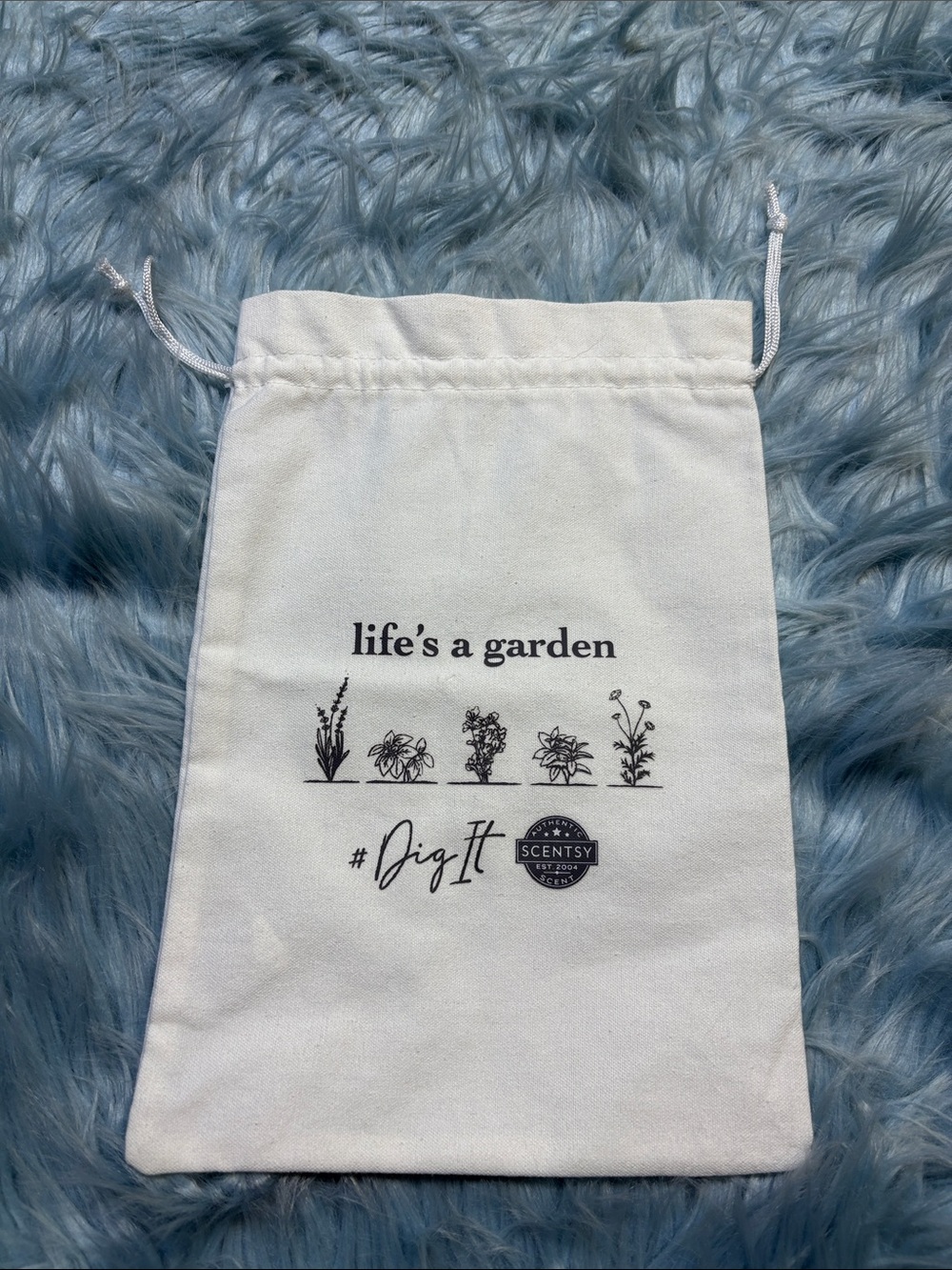 Scentsy White Drawstring Pouch with 'life's a garden' Print